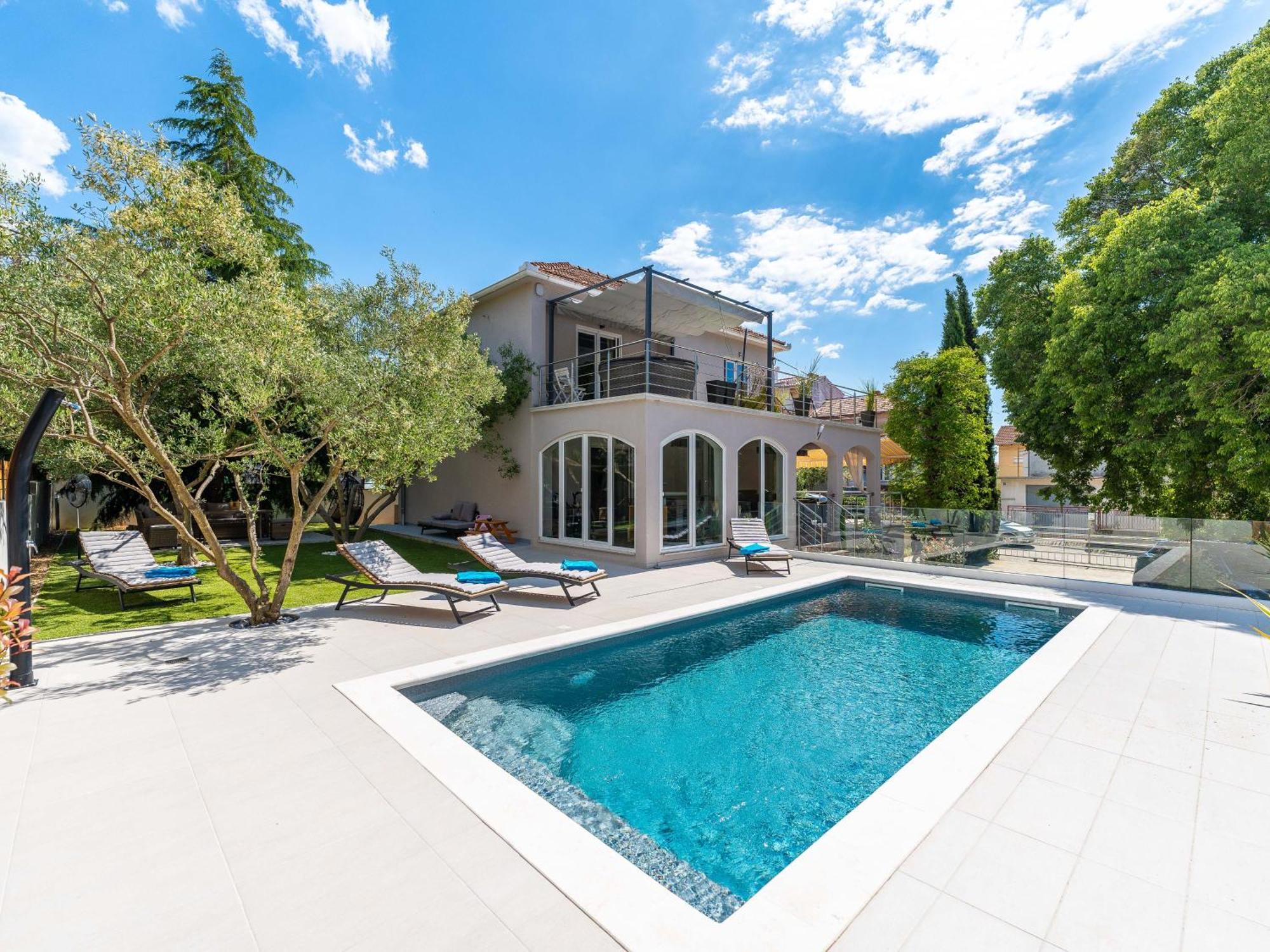 Villa B&D Zadar For The Complete Pleasure Of Vacation !Heated! Private Pool! Green Oasis In The Center Of Zadar, 100M From The Sea Esterno foto