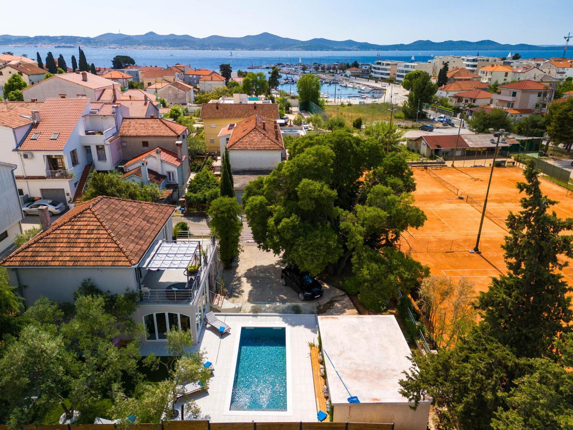 Villa B&D Zadar For The Complete Pleasure Of Vacation !Heated! Private Pool! Green Oasis In The Center Of Zadar, 100M From The Sea Esterno foto