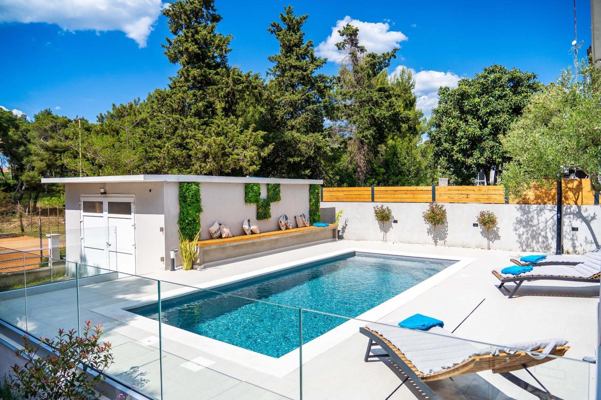 Villa B&D Zadar For The Complete Pleasure Of Vacation !Heated! Private Pool! Green Oasis In The Center Of Zadar, 100M From The Sea Esterno foto